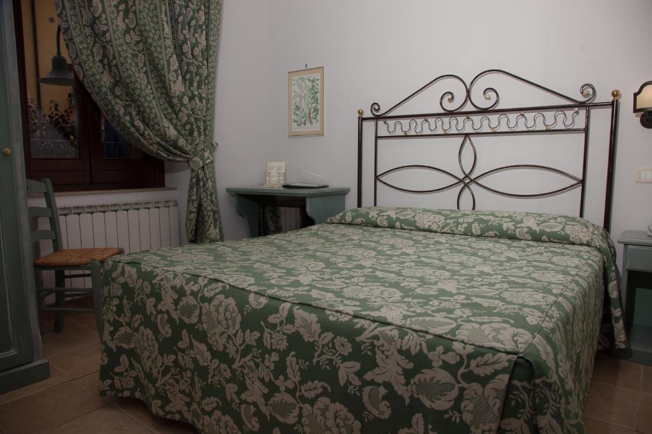 Hotel Il Tiglio (Adults Only) Castel Di Sangro Buitenkant foto